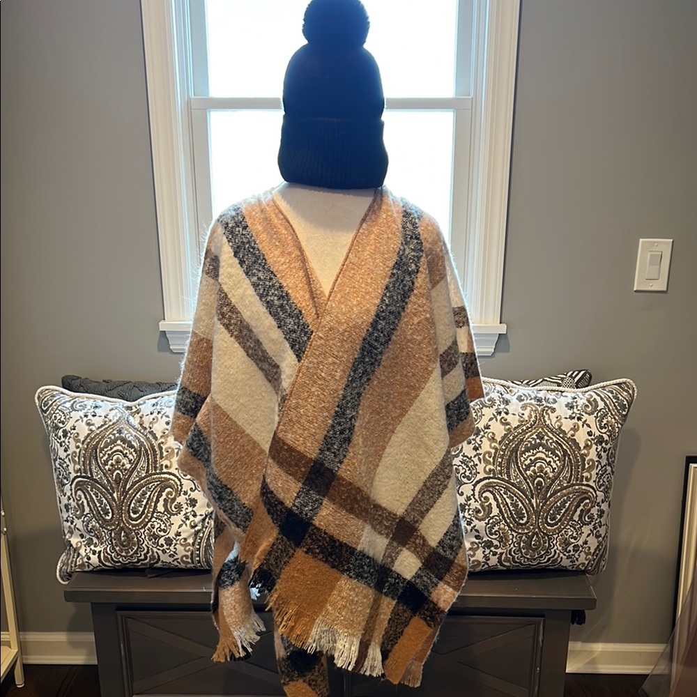 NWOT Nine West Plaid Fringe Wrap Shawl and Pom Pom Hat